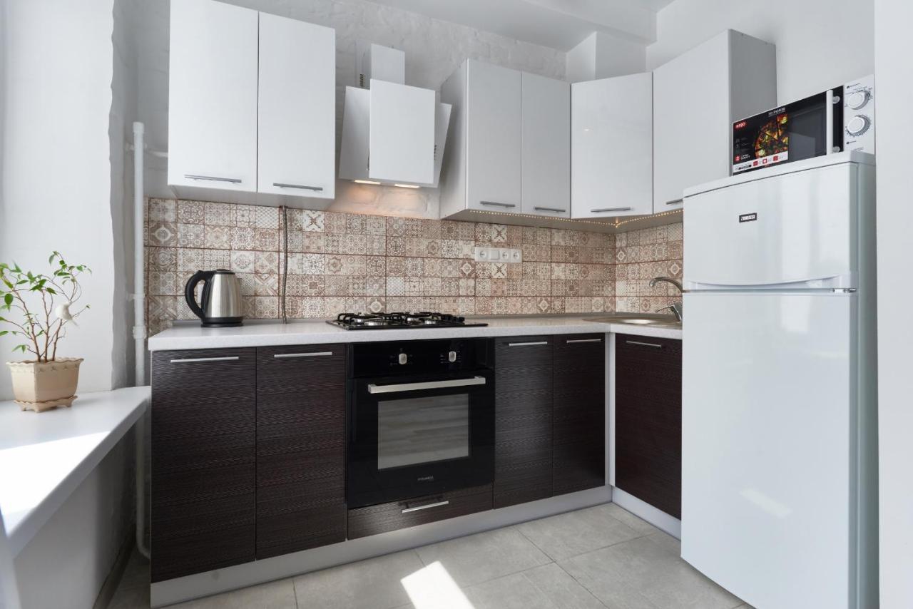 Современная 2-Комн. Дворец Украина. Kiev Exteriör bild